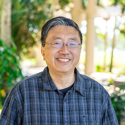 Dr. Yong Lee